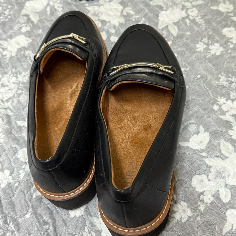 Naturalizer Black Leather Loafers with Gold Accent - Picture 6 of 10